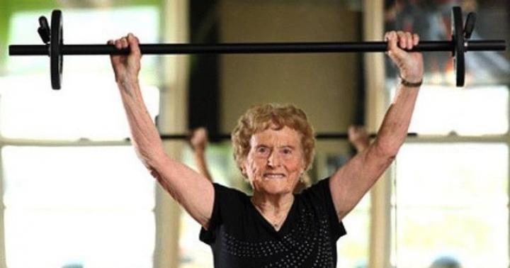 The oldest female bodybuilder in the world: her advice Grandma bodybuilder 75 years history